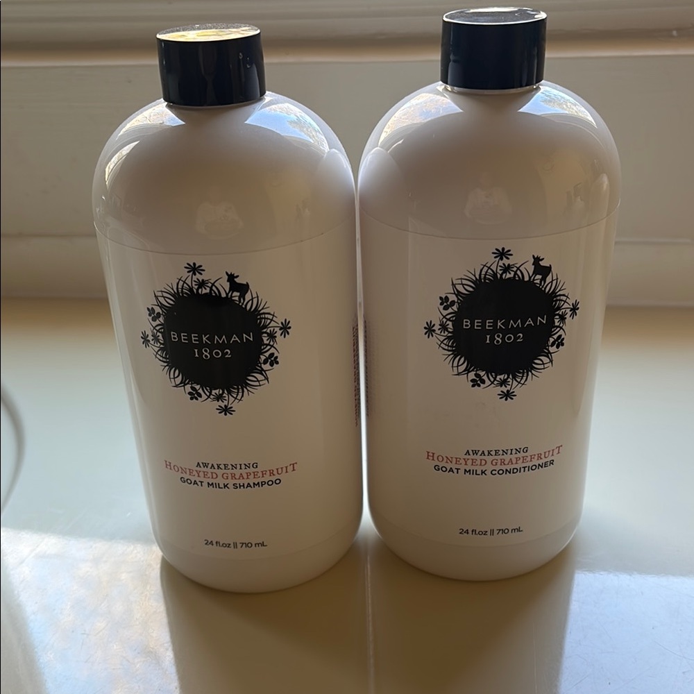 Beekman 1802 Honeyed Grapefruit Shampoo & Conditioner Set - White
